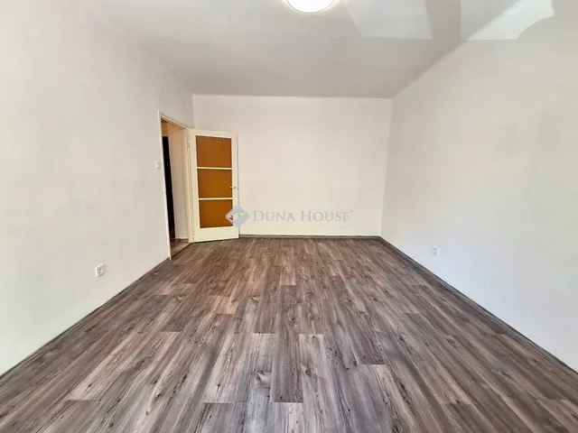Eladó lakás Kecskemét 28 nm
