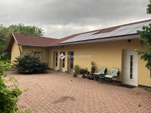 Eladó mezőgazdasági ingatlan Ballószög 160 nm
