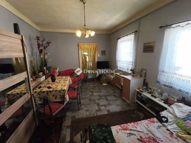 Eladó ház Kecskemét 35 nm