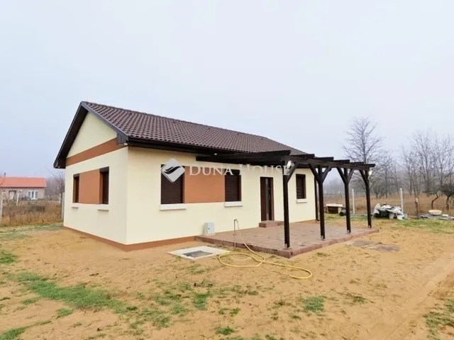 Eladó ház Kecskemét 89 nm