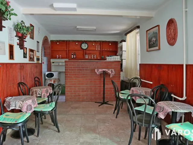 Eladó kereskedelmi és ipari ingatlan Gyula, Krinolinkert 37 nm