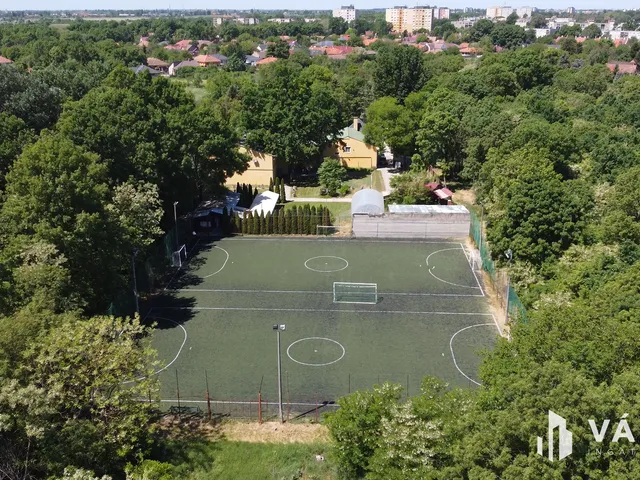 Eladó kereskedelmi és ipari ingatlan Békéscsaba 2188 nm