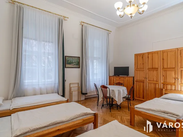 Eladó ház Szeged, Alsóváros 460 nm