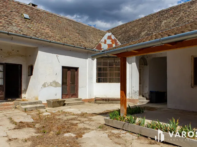 Eladó ház Dunaszekcső 144 nm