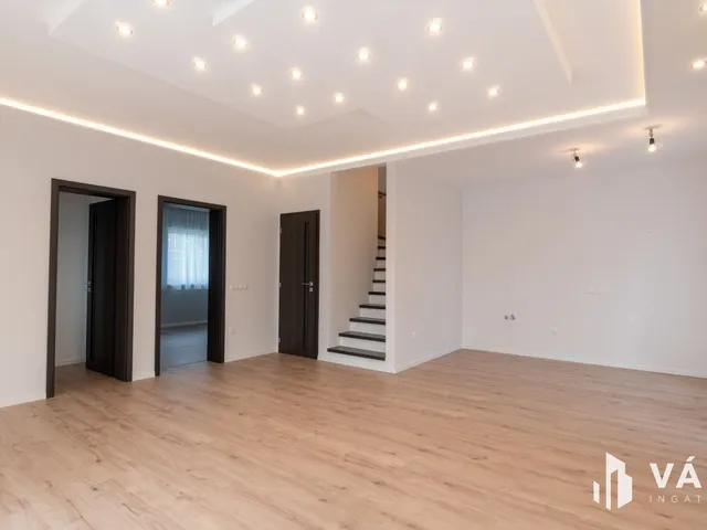 Eladó ház Siófok, Sóstó 122 nm