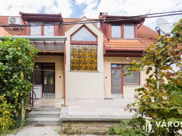 Eladó ház Gyula 240 nm