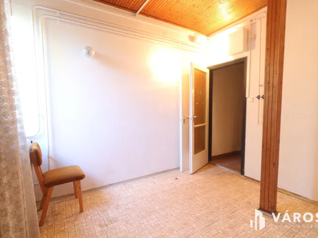 Kiadó kereskedelmi és ipari ingatlan Algyő 104 nm