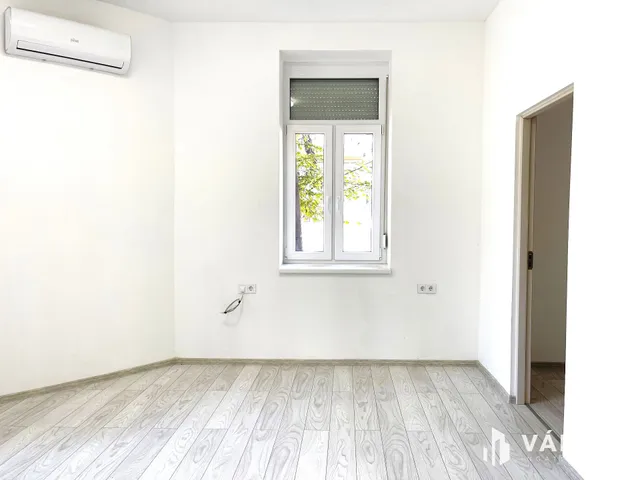 Eladó lakás Orosháza 77 nm