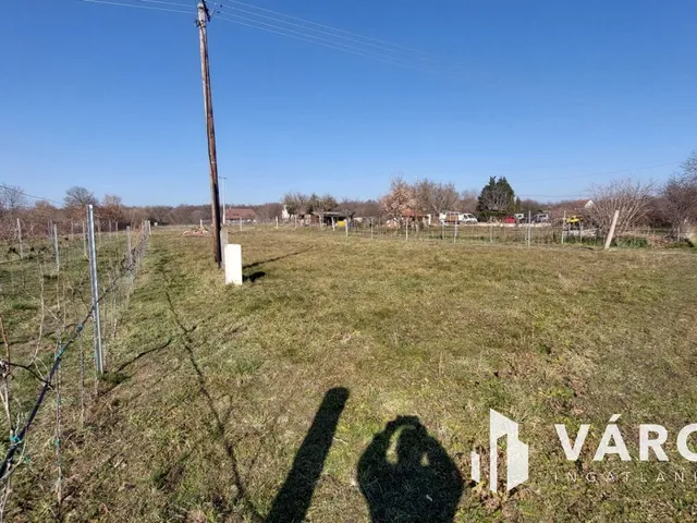 Eladó telek Kővágóörs 6377 nm