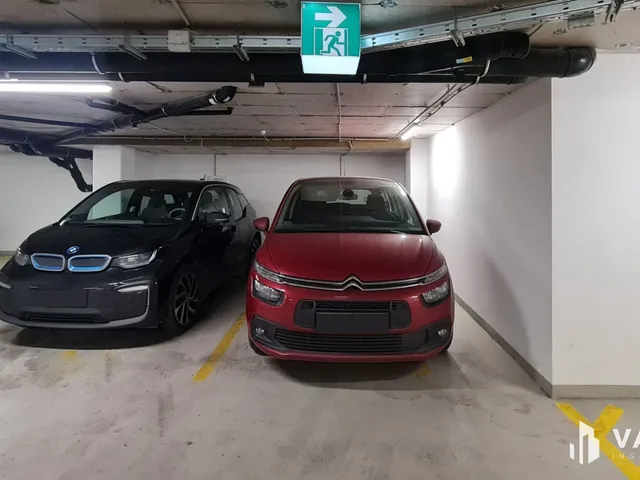 Eladó garázs Budapest XIII. kerület 14 nm