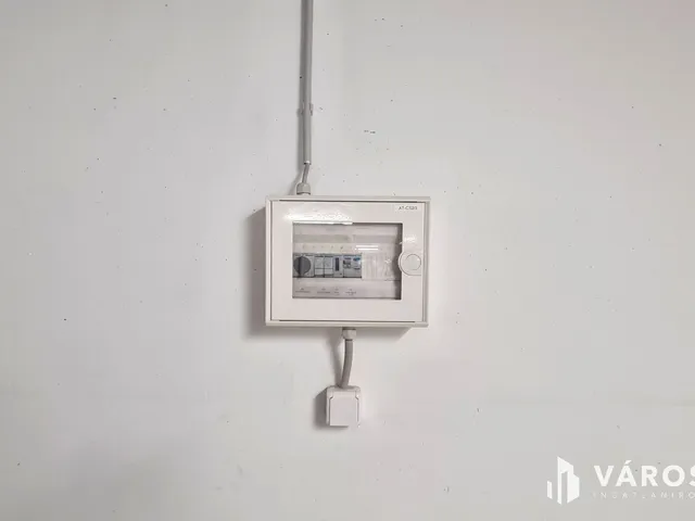 Eladó garázs Budapest XIII. kerület 14 nm