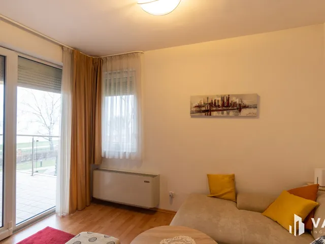 Eladó lakás Siófok, Aranypart 39 nm