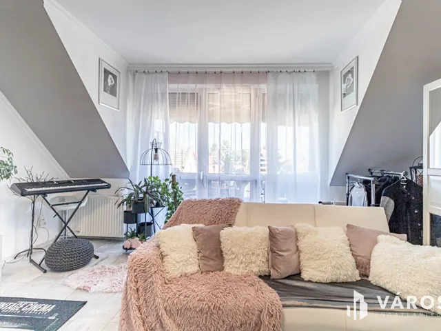 Eladó lakás Szeged, Alsóváros 106 nm