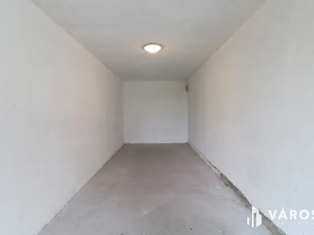 Eladó garázs Szeged, Rókus 13 nm
