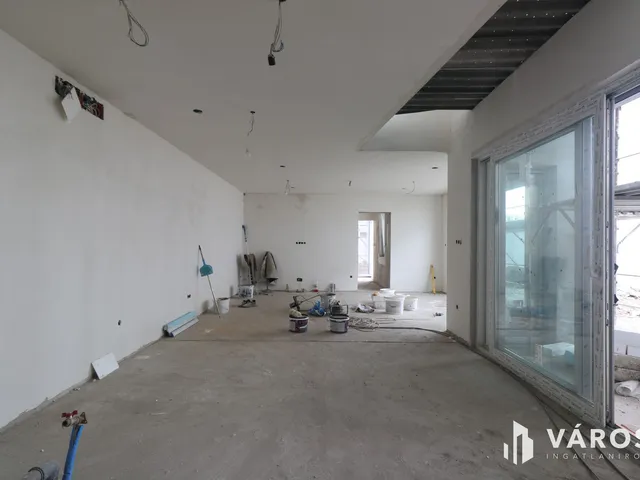 Eladó ház Szeged, Baktó 223 nm