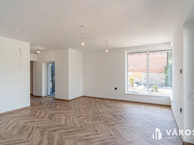 Eladó ház Szeged, Petőfitelep 150 nm