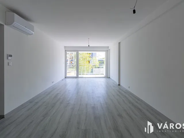 Eladó lakás Siófok, Ezüstpart 62 nm