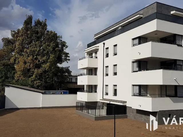 Eladó lakás Debrecen, Belváros 93 nm
