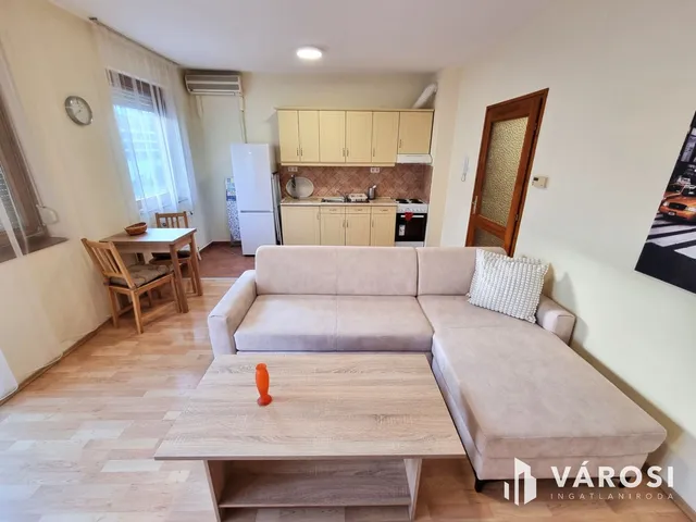 Kiadó lakás Békéscsaba, Belváros 32 nm