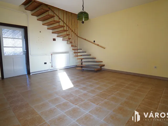 Eladó ház Liszó 166 nm