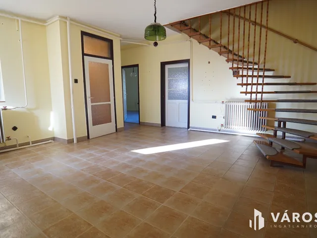 Eladó ház Liszó 166 nm