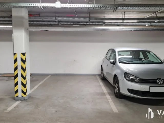 Eladó garázs Budapest XIII. kerület, Lőportárdűlő 11 nm