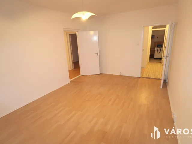Eladó lakás Szeged, Makkosház 61 nm