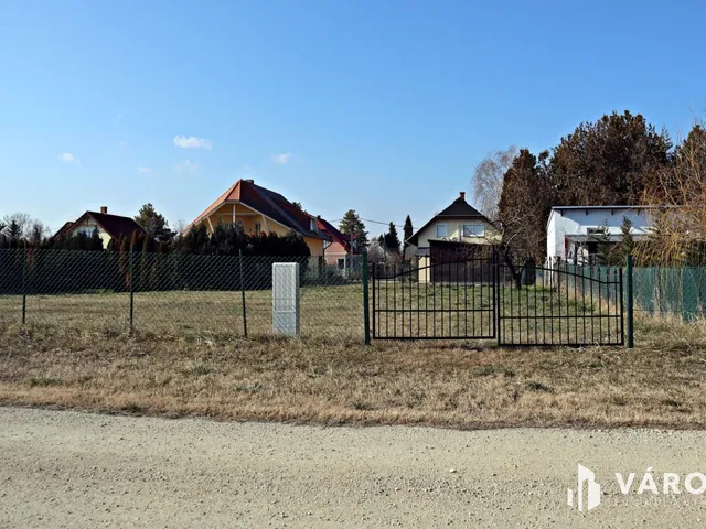 Eladó telek Balatonkeresztúr 626 nm