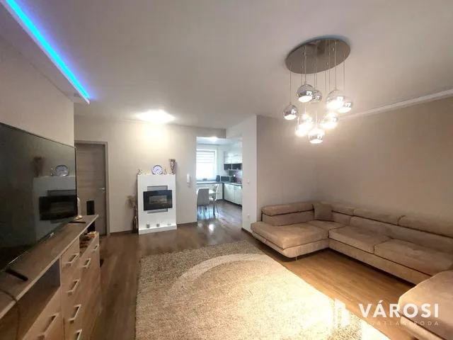 Eladó lakás Debrecen, Epreskert 95 nm