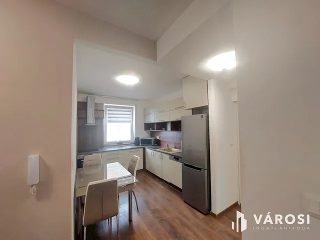Eladó lakás Debrecen, Epreskert 95 nm