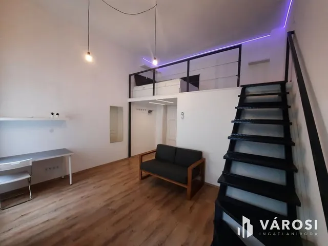Eladó lakás Debrecen, Belváros 140 nm