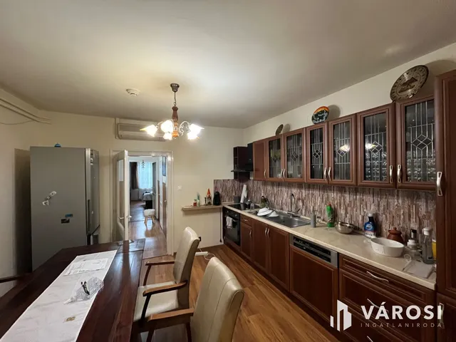 Eladó ház Debrecen, Gerébytelep 400 nm