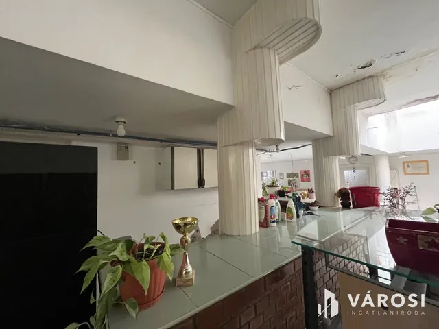 Eladó ház Debrecen, Gerébytelep 400 nm