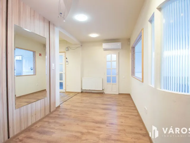 Kiadó kereskedelmi és ipari ingatlan Budapest XVIII. kerület, Kossuth Ferenc-telep 50 nm