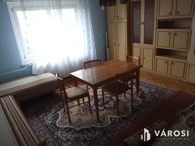 Eladó ház Káld 160 nm