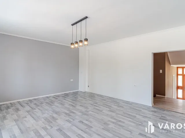 Eladó ház Kiskunmajsa 240 nm