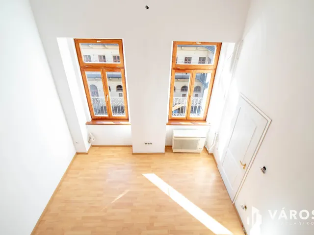 Kiadó kereskedelmi és ipari ingatlan Budapest VI. kerület 49 nm