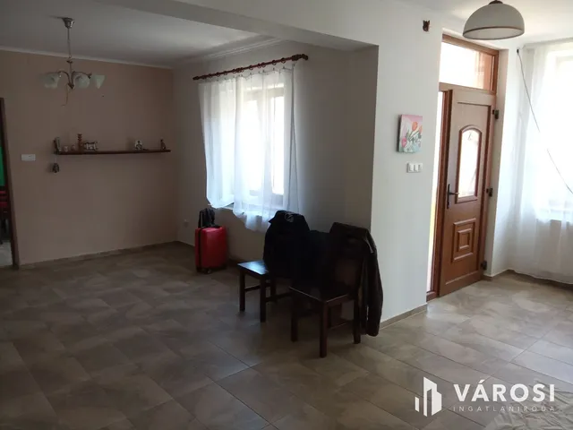 Eladó ház Kisfalud 110 nm