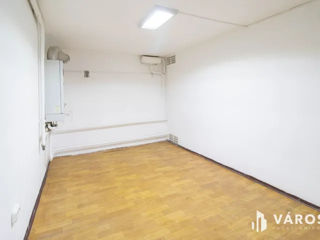 Kiadó kereskedelmi és ipari ingatlan Budapest XI. kerület, Szentimreváros 100 nm
