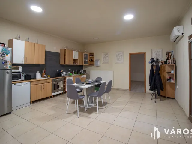 Eladó ház Békéscsaba 179 nm
