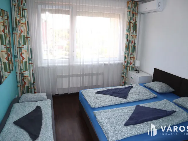 Eladó üdülő és hétvégi ház Siófok, Aranypart 40 nm