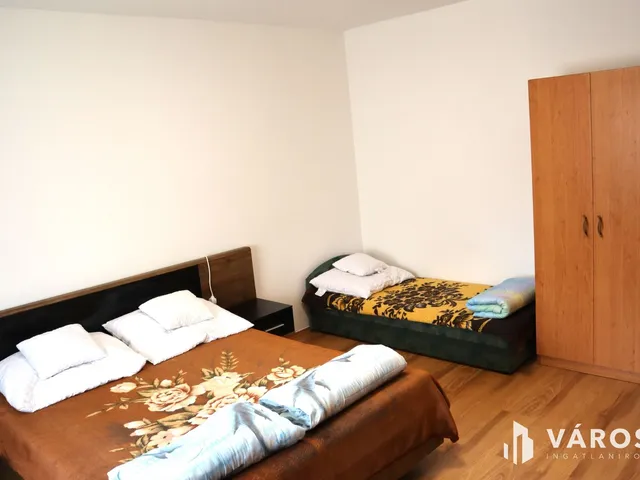 Kiadó ház Siófok, Sóstó 400 nm