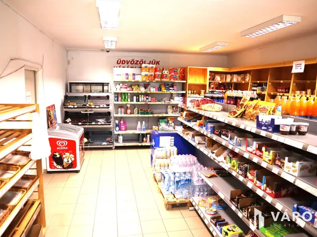 Eladó kereskedelmi és ipari ingatlan Ságvár 90 nm