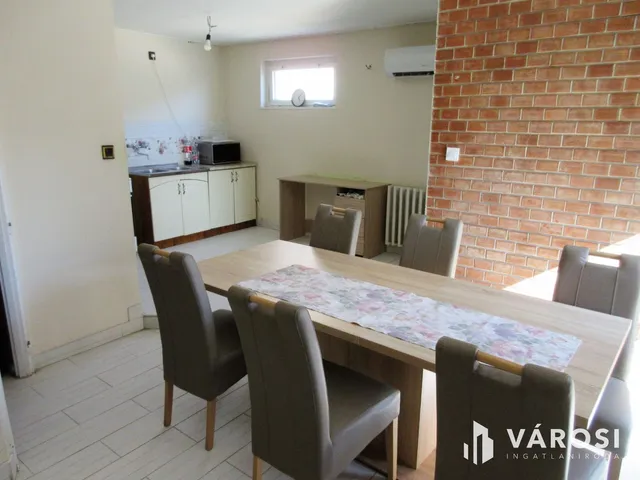 Eladó ház Szentes 180 nm