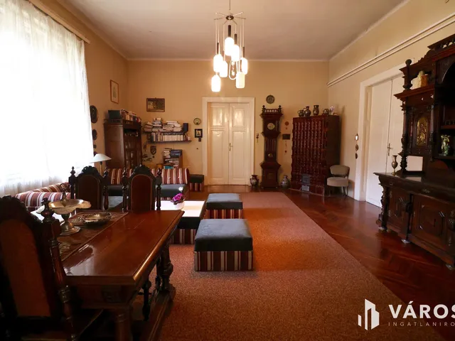 Eladó ház Hódmezővásárhely 210 nm