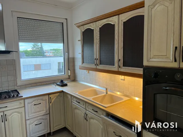 Eladó lakás Debrecen, Nagyerdő 157 nm