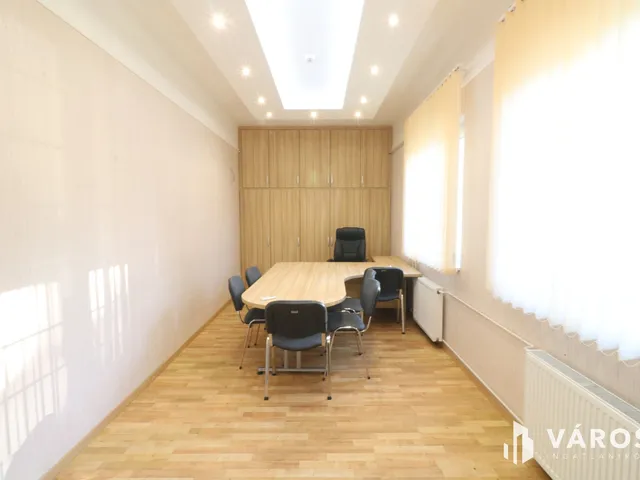 Kiadó kereskedelmi és ipari ingatlan Algyő 12 nm