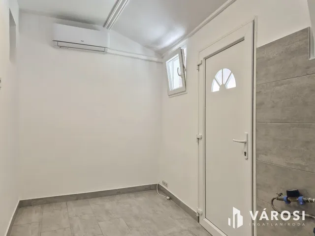 Eladó lakás Szeged, Móraváros 45 nm