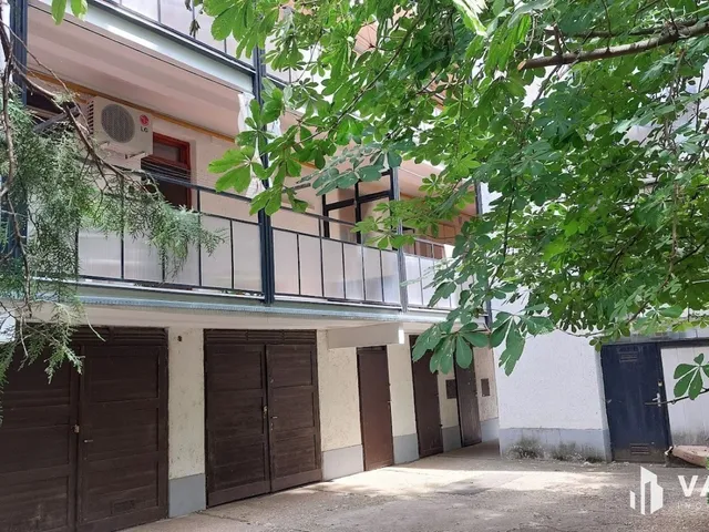 Eladó lakás Debrecen, Vargakert 61 nm