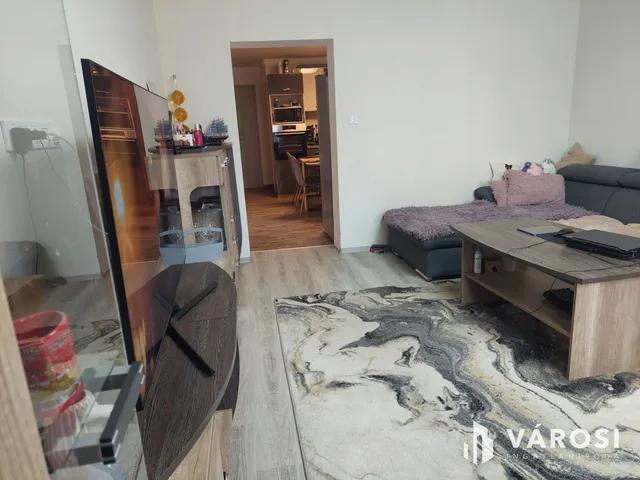 Eladó ház Komárom 77 nm